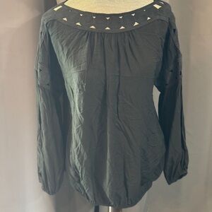 Sophie Max Black Long-Sleeve Cutout Yoke Tunic